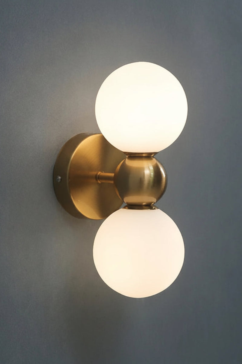 Wall-mounted lamp 