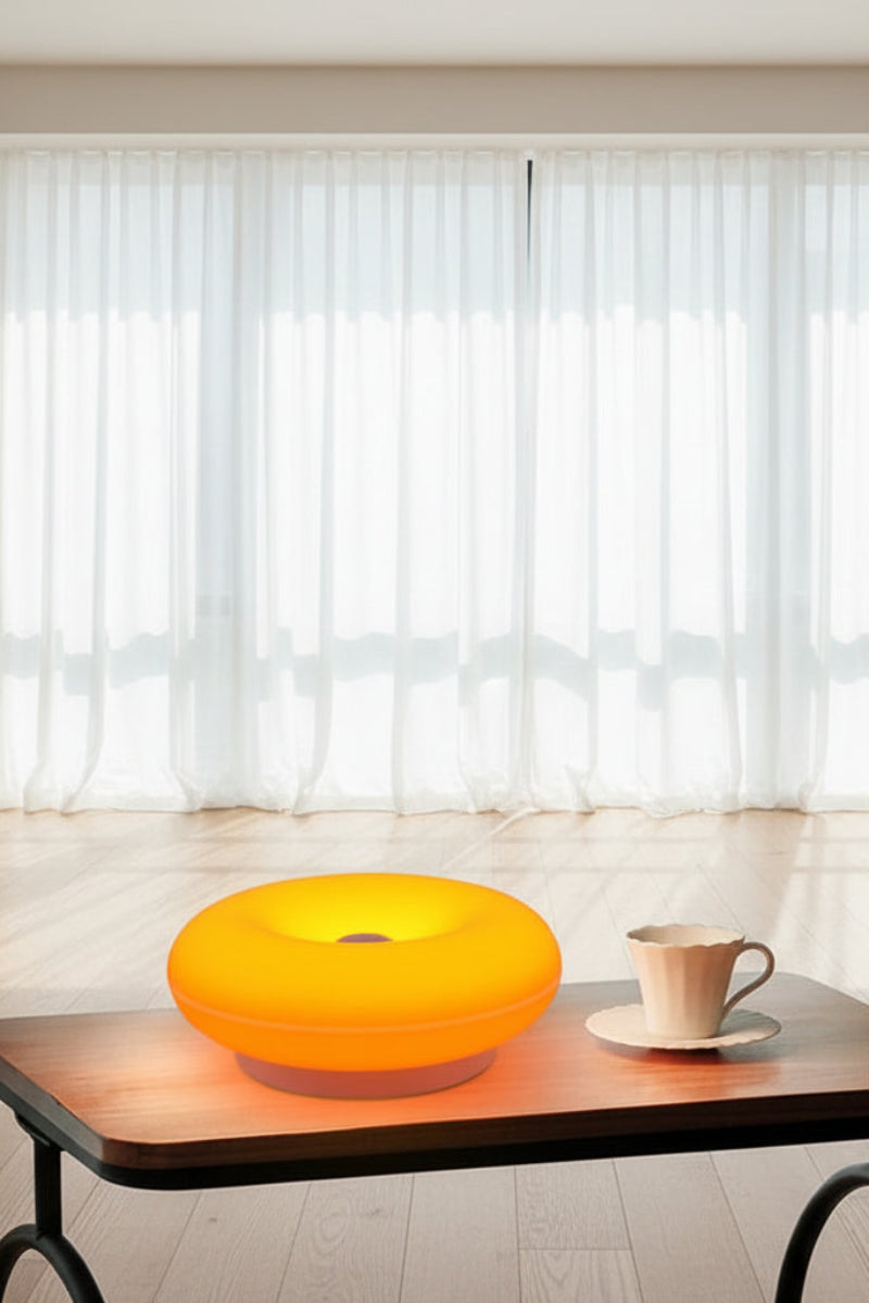Donut lamp looks relaxed 