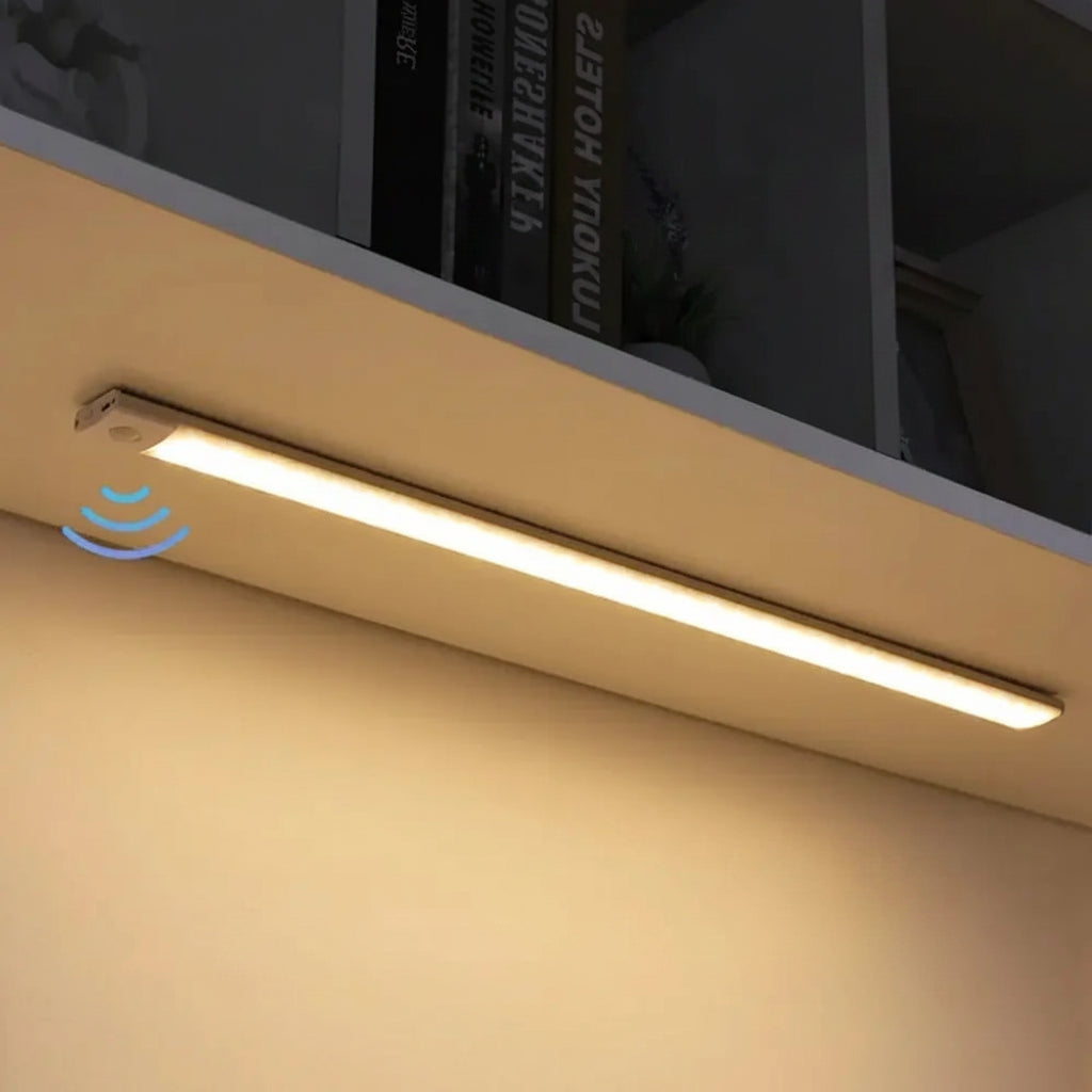 Ultra-thin induction lamp with 3-color option on a neutral background