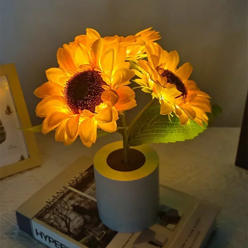 Sunflower night light on bedside table – USB rechargeable LED lamp bedroom decoration